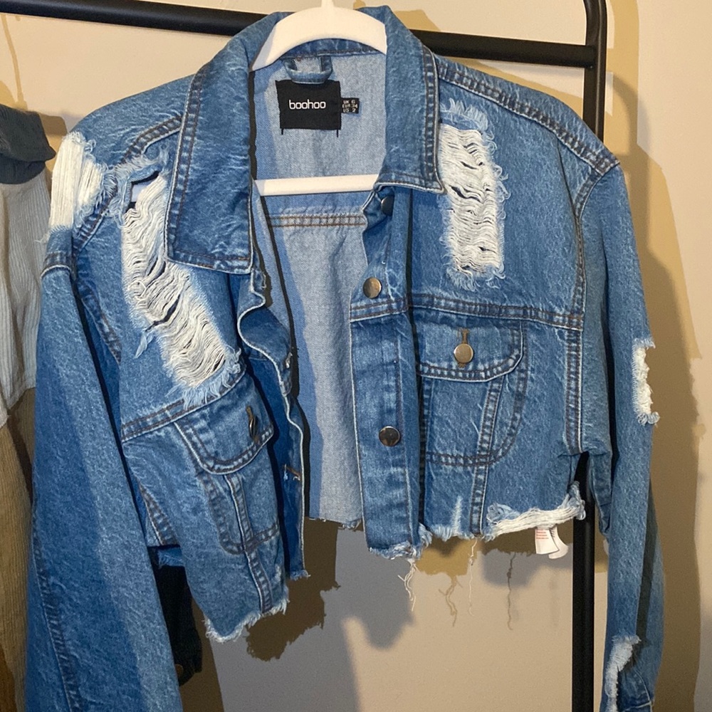 Distressed & Cropped BOOHOO Jean Jacket
